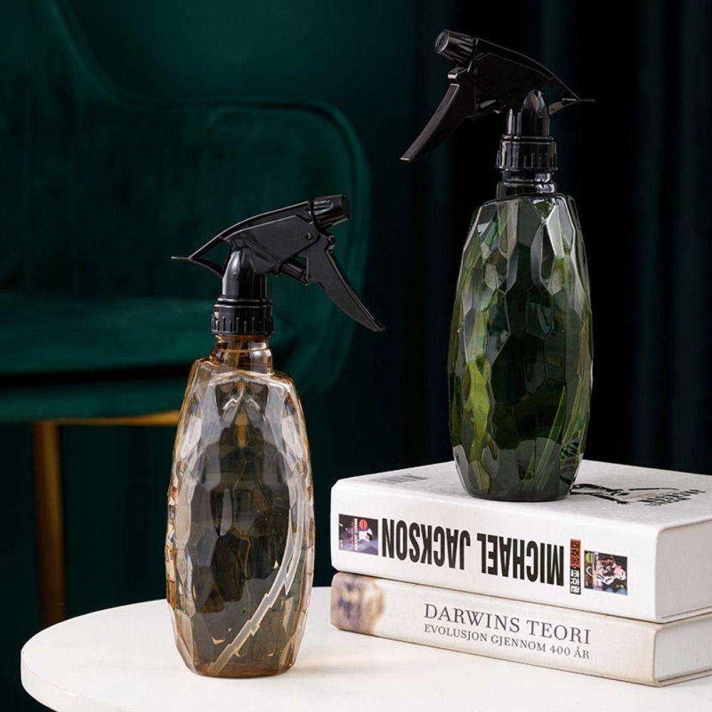 Adjustable Nozzle Plastic Water Sprays Bottle High-pressure Pressure Sprayer Bottle  Daily Cleaning