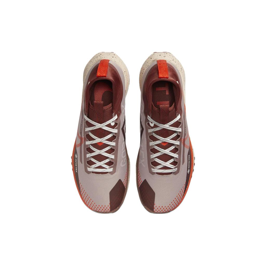 Nike React Pegasus Trail 4 Gore Tex Diffused Taupe Dark Pony Sail Picante Red Женские DJ7929-200