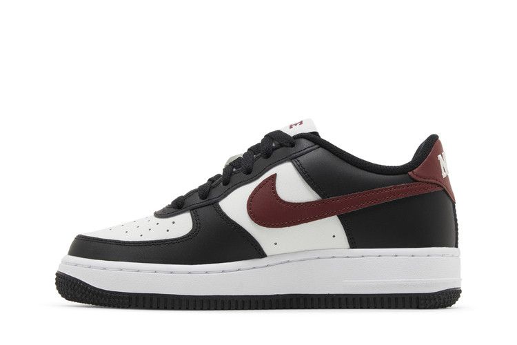 Детские кроссовки Nike Air Force 1 Low Белые Темно-Командно-Красные (GS) Черный/Белый/Белый/Темно-красный