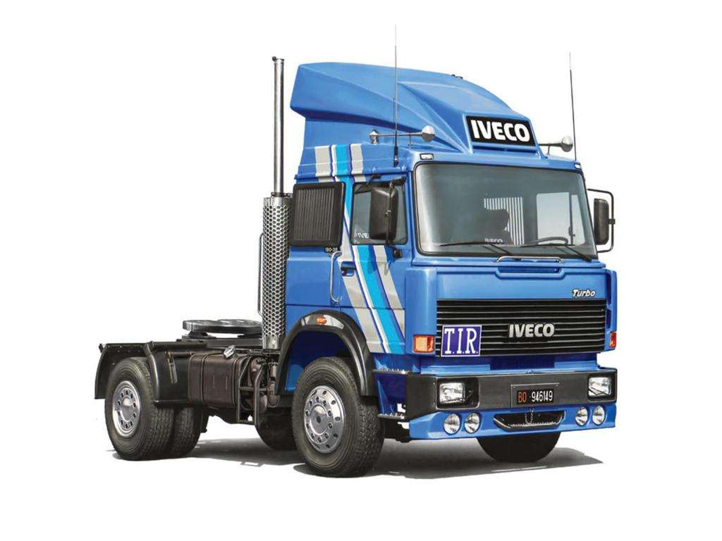 Italeri IVECO Cowboy Truck Plastic Model Kit IT90767 1/24 190.38 (Automobile)