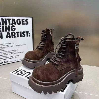 Европейские товары 2025 осень новые матовая текстура старый карман шнуровка ботинки Мартин круглый носок маффин толстая подошва короткие ботинки