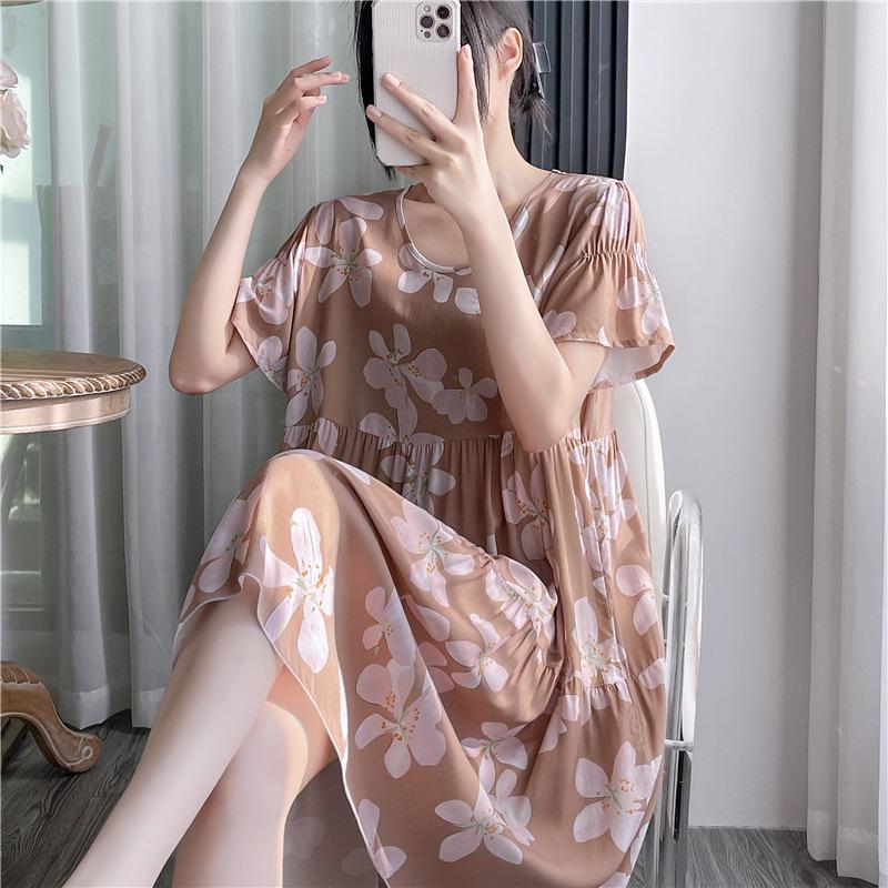 Cotton and silk nightgown women's summer thin short-sleeved cartoon printed pajamas can be worn outside long large size loose knee pajamas
