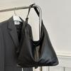 Large-capacity Commuting New Winter Popular 2025 Solid Color Simple Texture Casual Shoulder Underarm Tote Bag Women