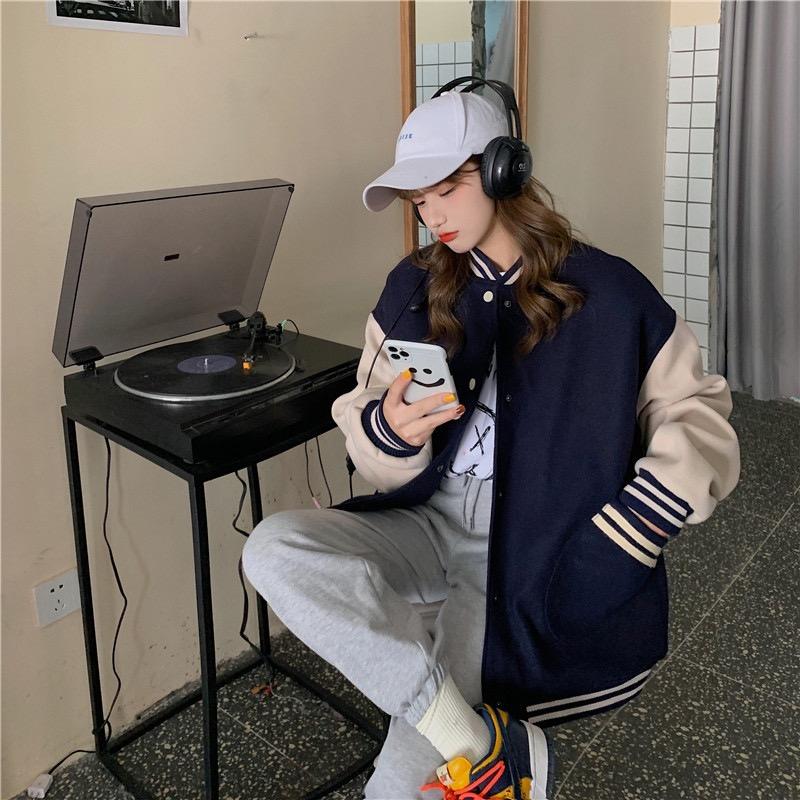 Бейсбольная куртка для женщин