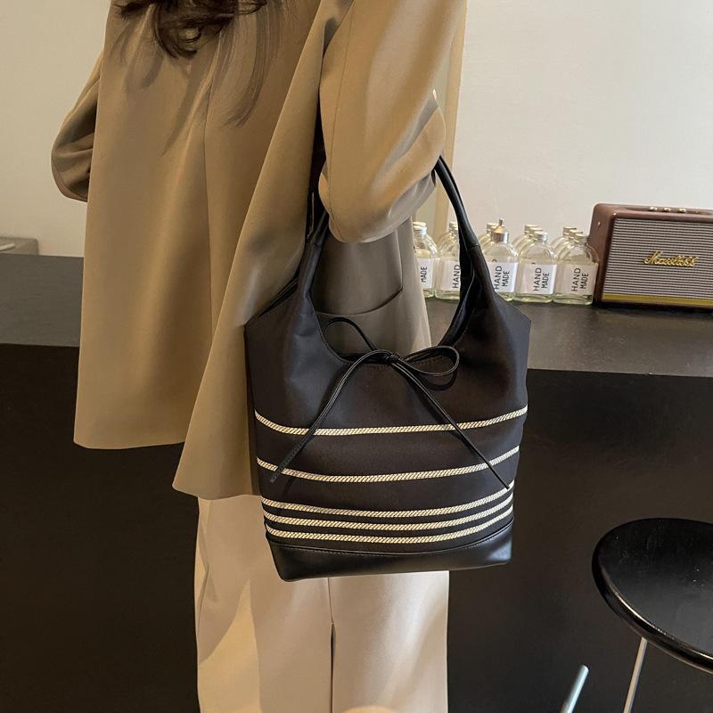 2024 Женская полосатая холщовая сумка-тоут большой вместимости: Осенне-зимняя сумка-ведро для поездок на работу и обратно