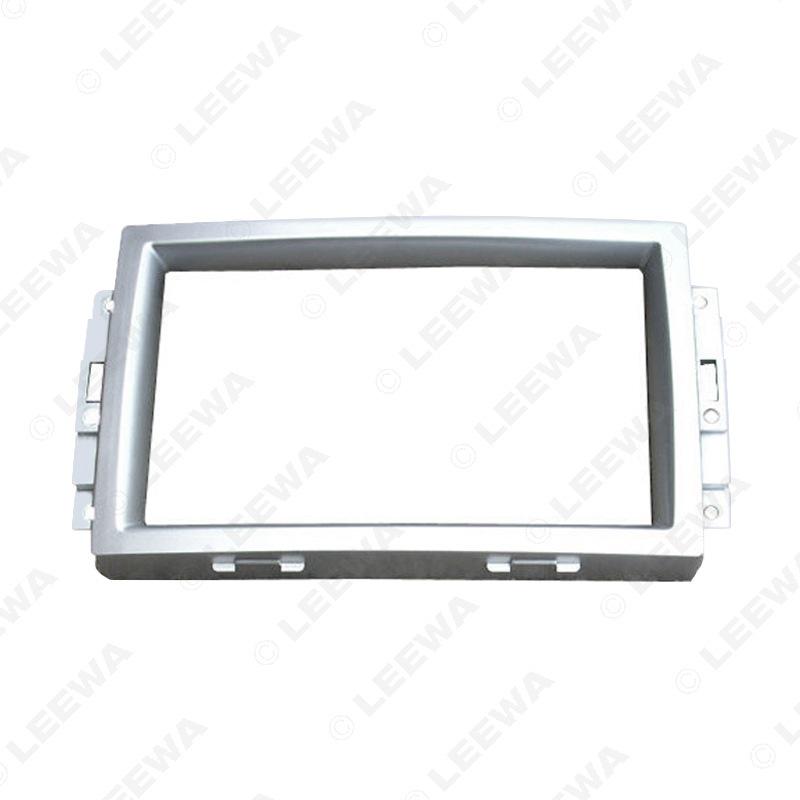 Chrysler 300C 2005-2007 Замена аудиопанели Double DIN
