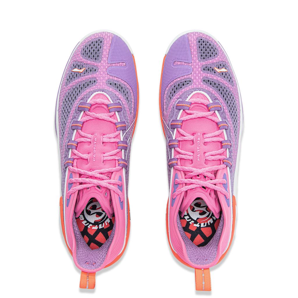 Li Ning BadFive Chase 1 Супер амортизация Скользкая подошва Дышащие Упругие Низкие Баскетбольные кроссовки Мужские Фиолетово-розовые ABFV007-2