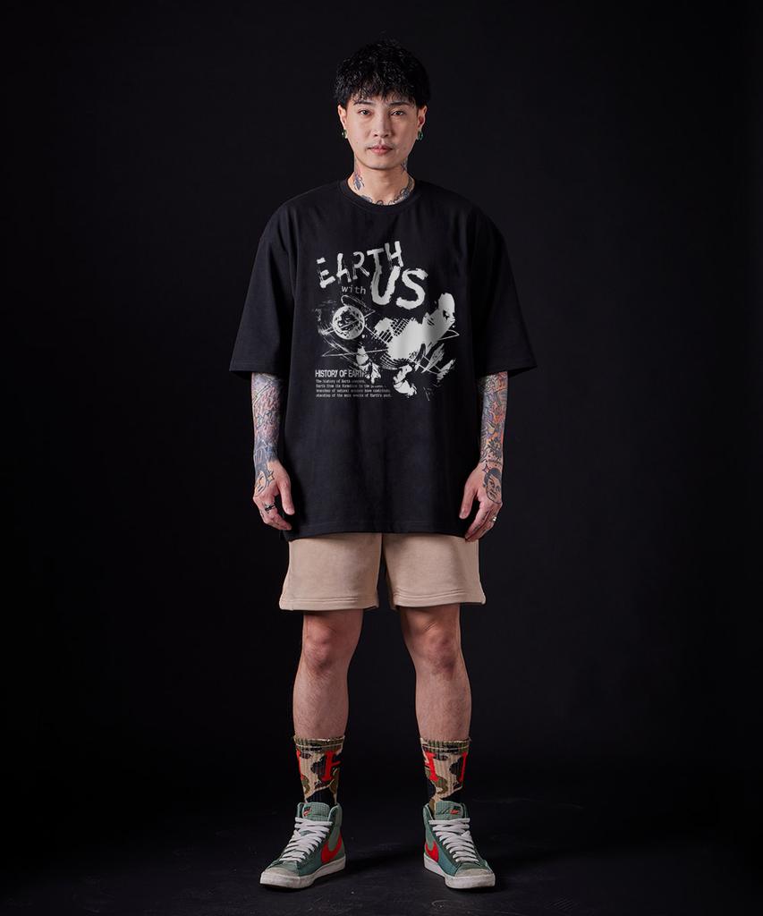 ASTRAL PROJECTION [Oversized] Earth With Earth 13-Count Cotton Round Neck Short Sleeve T-Shirt_Black