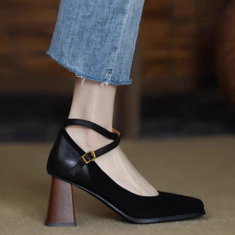 Thick heel high heels autumn 2024 new matte leather splicing retro square head cross buckle Mary Jane shoes women