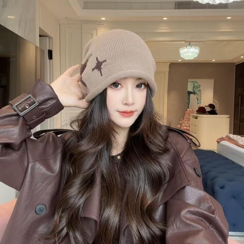 Unisex Knit Beanie Hat With Star Drawstring Adjustable Fit Winter Warmth Stylish Face-Slimming Design