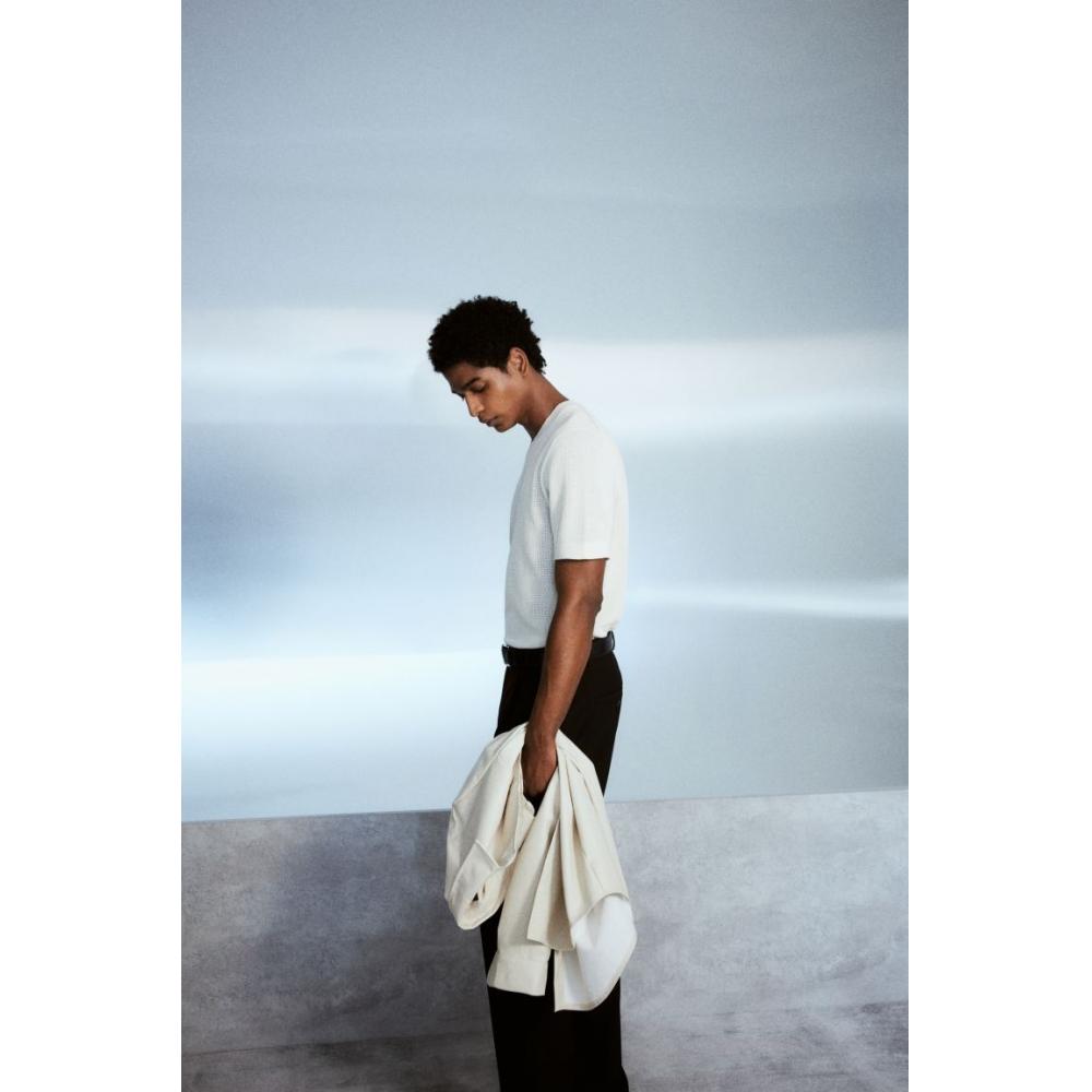 Футболка HM Regular Fit Hole Knit белая