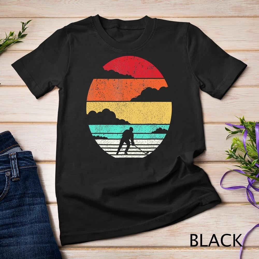 Ice Hockey Shirt. Retro Style T-Shirt For Hockey Player T-Shirt Unisex T-shirt
