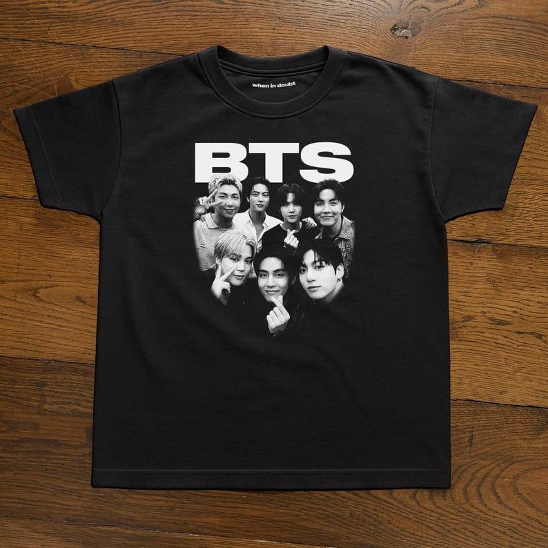 Футболка BTS Arirang World Tour Kpop Футболка для фаната ARMY Подарок ARMY Футболка BTS 2026 Графическая Концертная Оверсайз С коротким рукавом Высококачественная Женская Мужская Одежда
