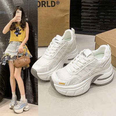 Маленький человек на толстой подошве и высотой 9 см сетчатые папины кроссовки женские 2025 весна и лето легкие размер 34 универсальная спортивная обувь