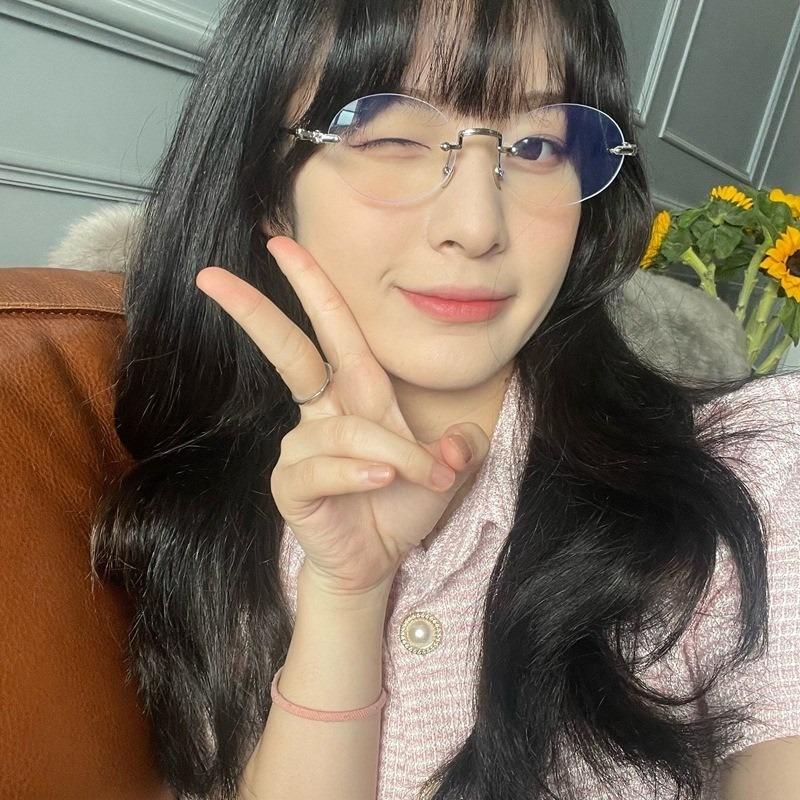 2 шт. Очки без оправы с простыми линзами для женщин, в стиле Instagram, для маленького лица, очки против синего света