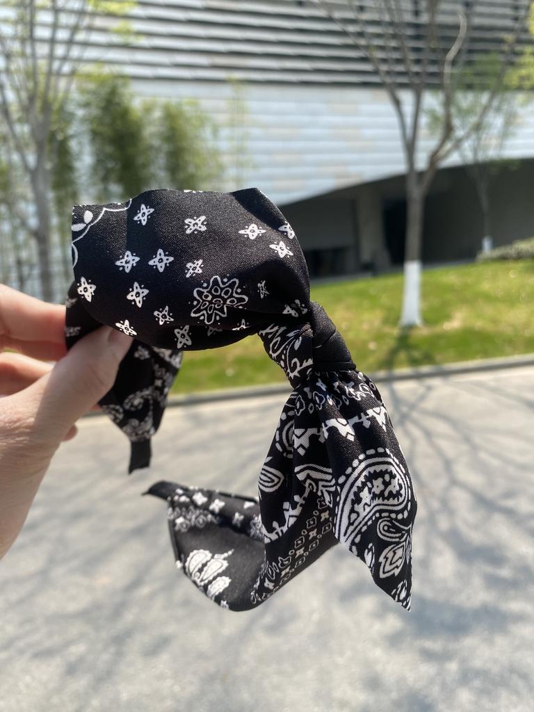 Новая Модная Женская Широкая Повязка на Голову с Ушками Кролика и Цветком Кешью, Бант, Зажим для Волос, Повязка из Узловой Ткани
