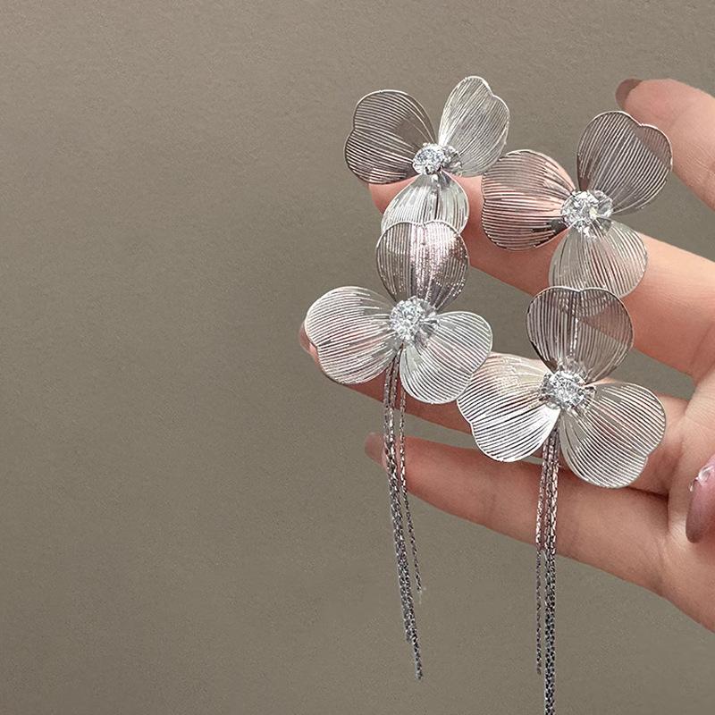 Fashion Creative Flower Women's Earrings