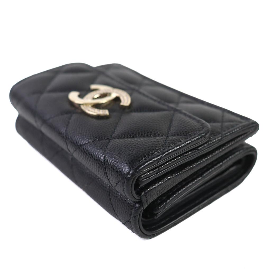 Great CHANEL COCO Mark Matelasse Small Flap Wallet Caviar skin AP4173 Used