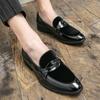 New Men Dress Shoes Shadow Patent Leather Luxury Fashion Groom Wedding Shoes Men Luxury Italian Style Oxford Shoes Big Size H293
