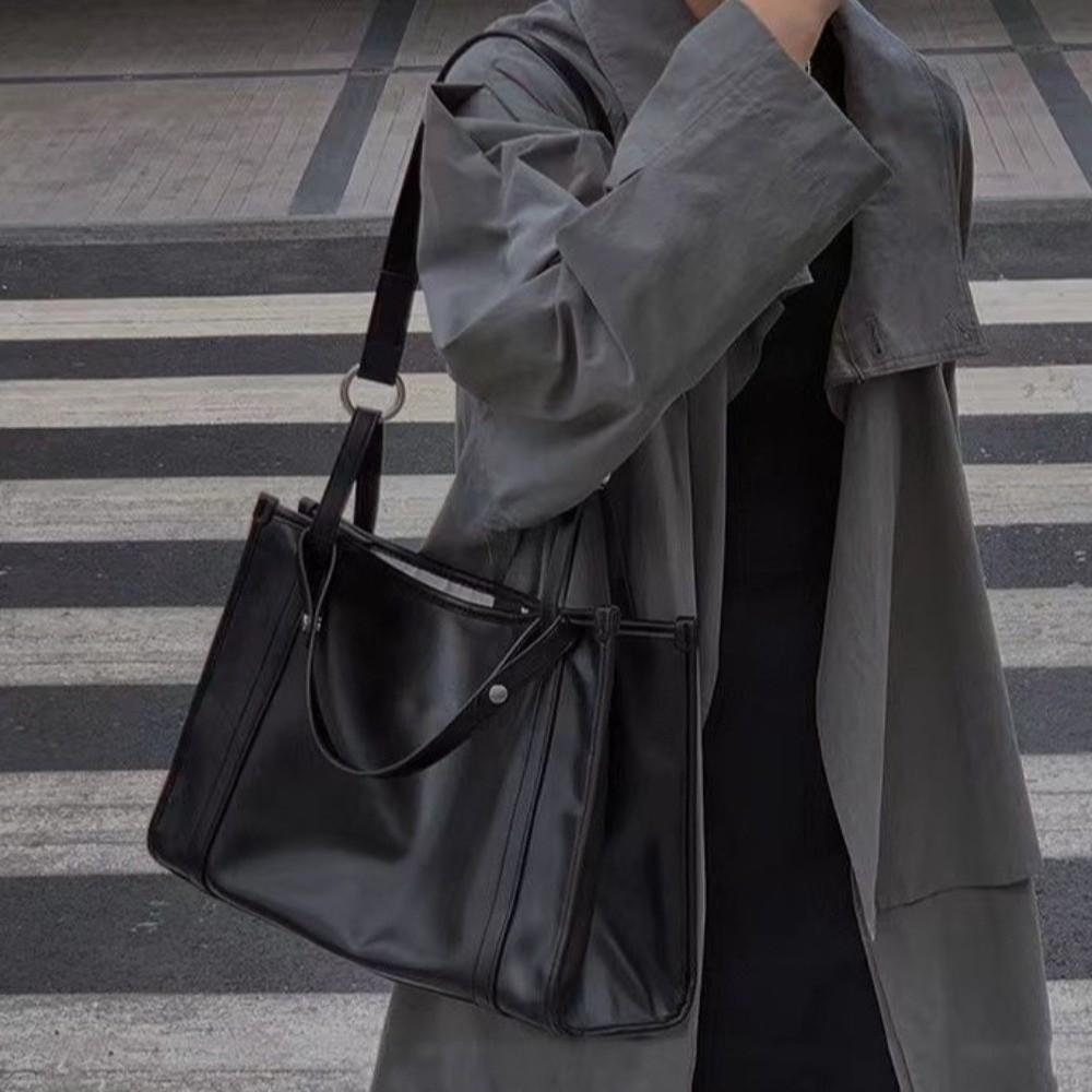 College Student PU Leather Shoulder Bag Underarm Bag Large Handbag Black Tote Bag  Girls Gift