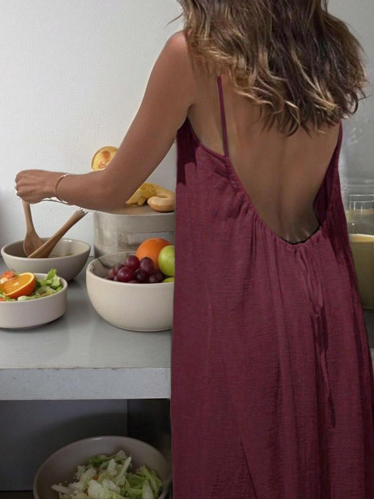 Длинное платье-рубашка с открытой спиной на бретельках из мятой ледяной шелковой ткани - Лето 2026 Однотонное со сборками Пляжный отдых Женская одежда