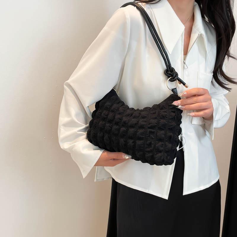New Fashionable Versatile Pleated Bag Cream Bubble Grid Armpit Bag Fresh Women's Shoulder Bag
