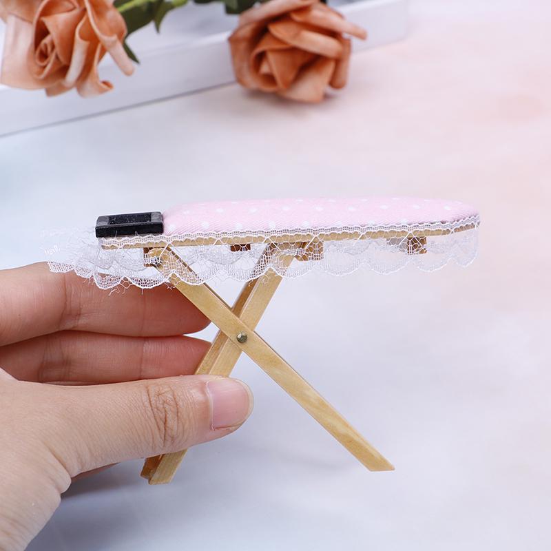 1:12 Кукольный домик, миниатюрный утюг с гладильной доской, набор классической мебели, игрушки