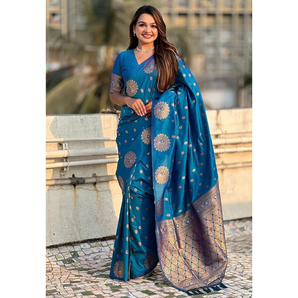 Beautiful Saree Is Elegantly Decorated with Gorgeous Solid Jacquard Weave That Gives a Perfect Look To the Outfit.