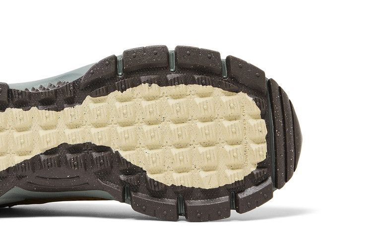Nike Zoom Vomero 5 Roam Бегущие Поэты