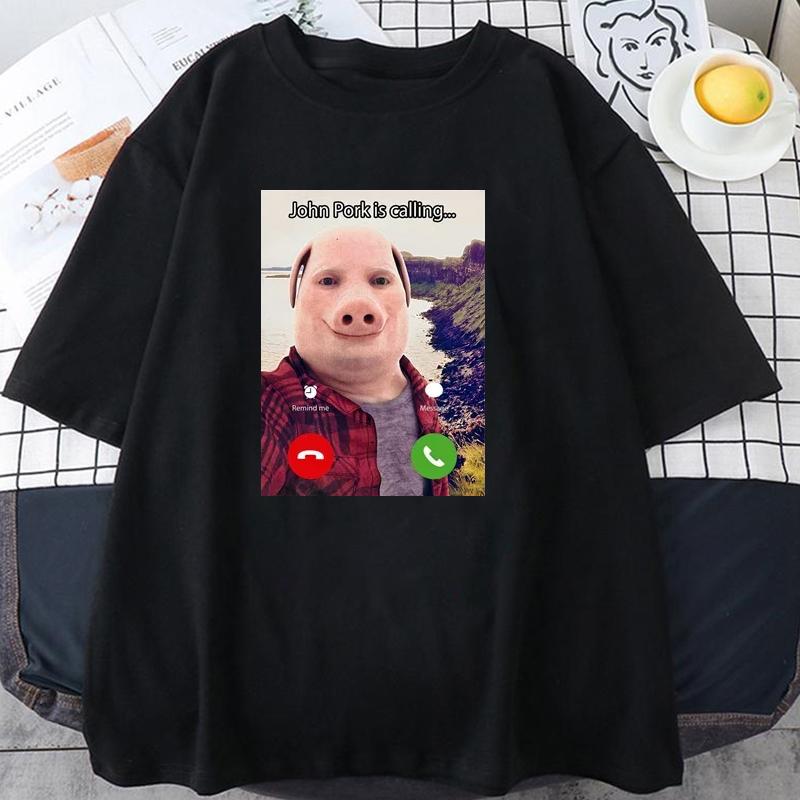 Новые футболки John Pork Is Calling Смешная графическая футболка Топ Женская Мужская Оверсайз Юмор Мем Свинья Дизайн Одежда Уличная Одежда