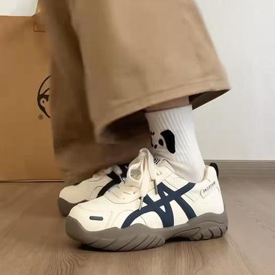 Кроссовки на толстой подошве с внутренней высотой, немецкие тренировочные туфли, женские 2025, новые осенние, для отдыха и спорта, женские туфли Форреста Гампа, папины кроссовки, маленькие белые кроссовки