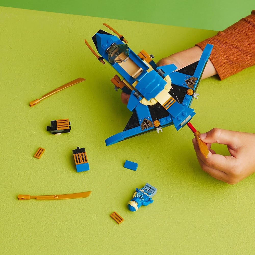 Конструктор LEGO Ninjago Молниеносный самолет Джея EVO для детей 6-9 лет, Образовательный набор кубиков, Идея для подарка