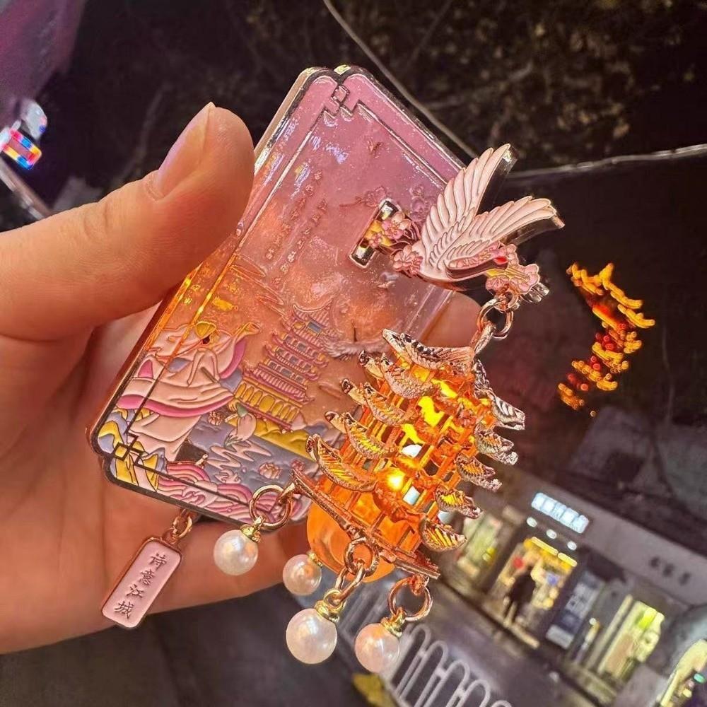 Металлический светодиодный магнит на холодильник Светящаяся наклейка на холодильник Сувенир Башня Желтого Журавля