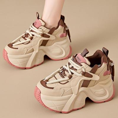 Женские кроссовки на толстой подошве, визуально увеличивающие рост, весна 2024 г.