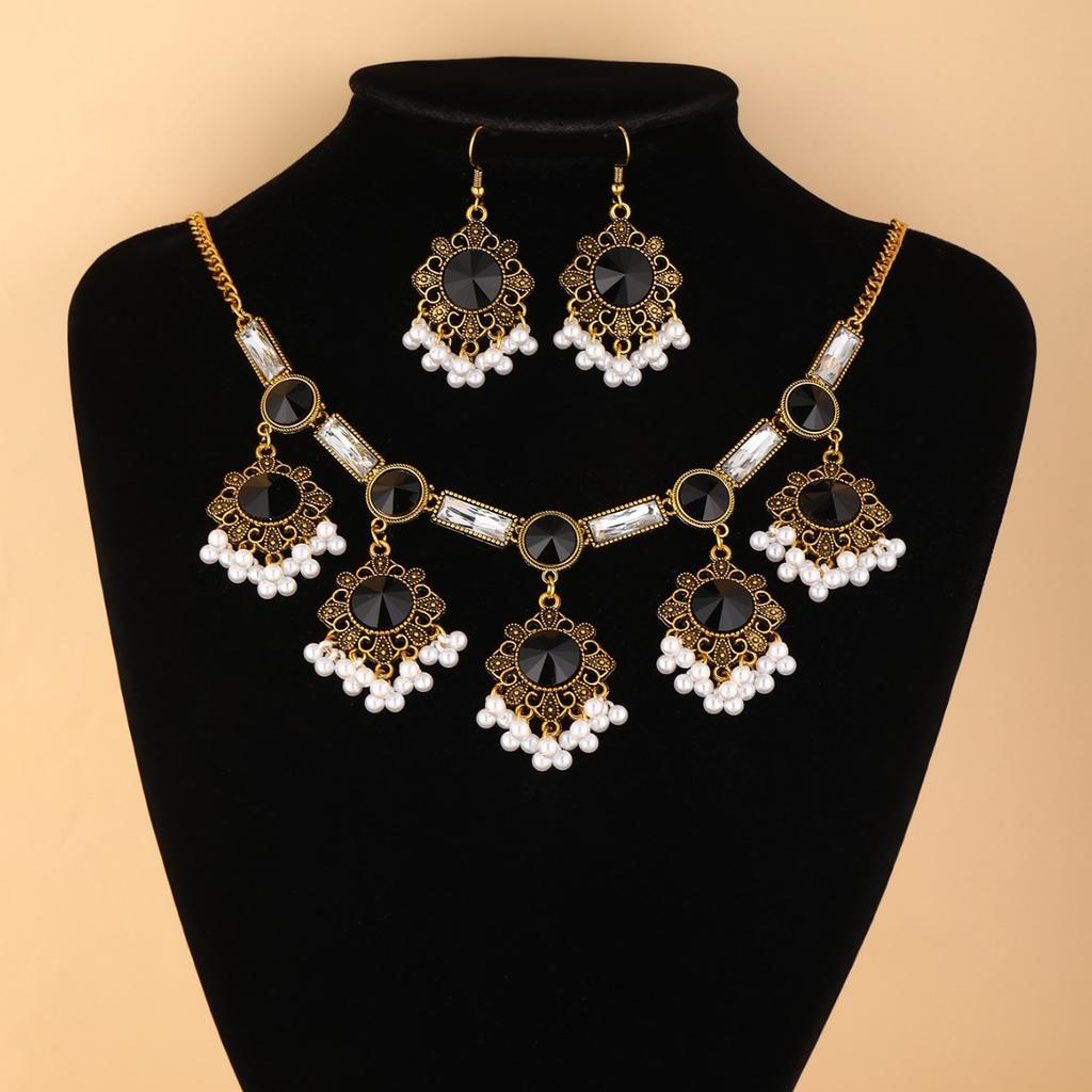 Bohemian Vintage Crystal Rhinestone Necklace and Earrings Set for Women , Geometric Ethnic Style Jewelry