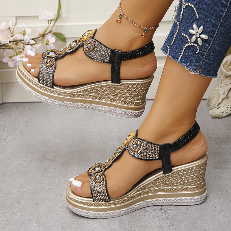 Модные женские сандалии-клинья с декором из хрусталя и жемчуга в богемном стиле, расшитые бисером сандалии на платформе для женщин, летние 2025, пляжная обувь на толстой подошве