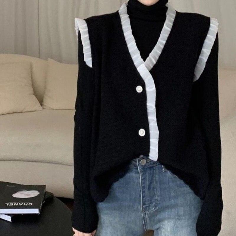 Дизайн смысл сращивания деревянный жилет с краями ушей для женщин осень 2022 кардиган свитер жилет многослойный стиль свободный жилет с v-образным вырезом женский