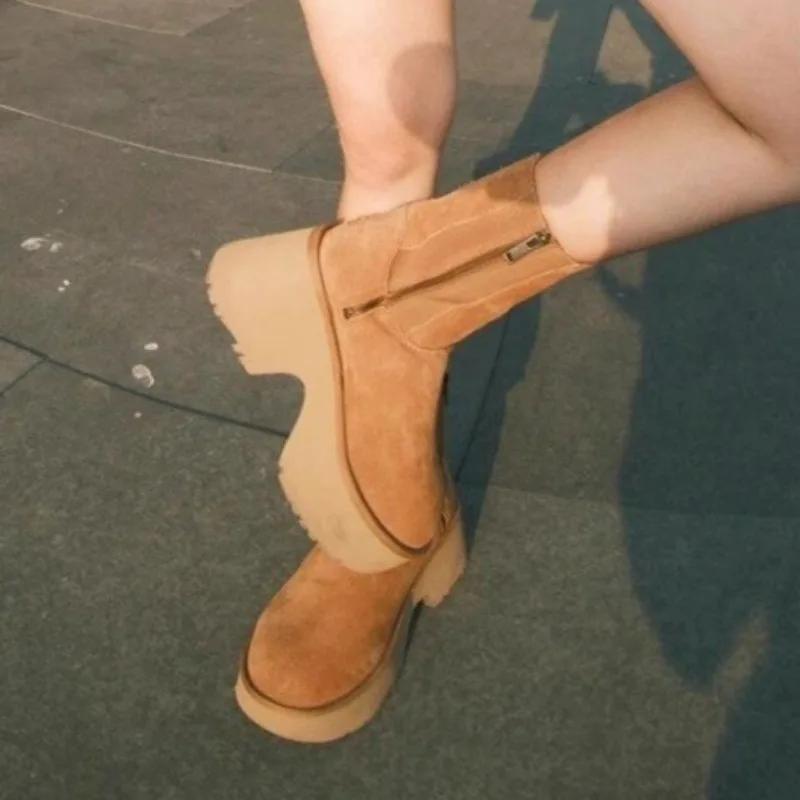 Модные женские зимние сапоги 2024 года, продажа новых сапог из искусственной замши с толстой подошвой и высоким каблуком, зимние плюшевые теплые женские сапоги до середины икры