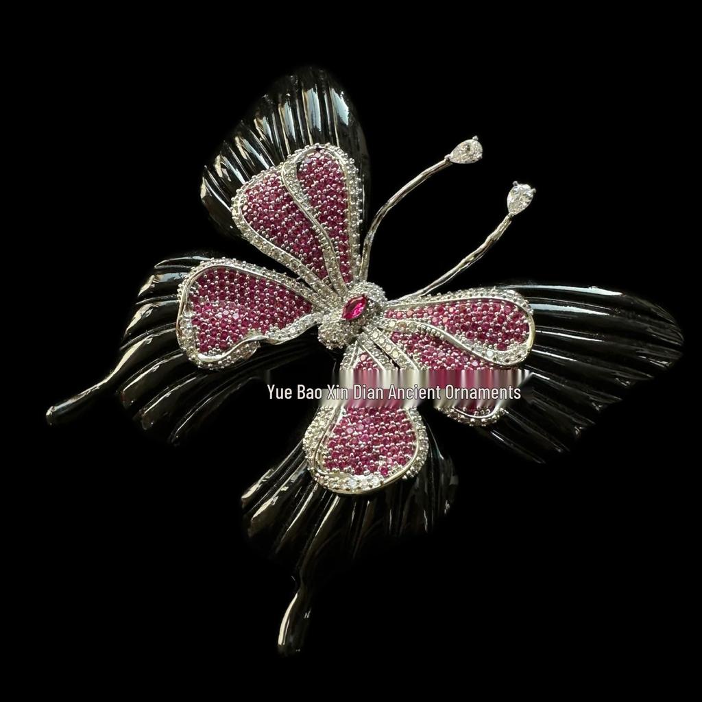 Elegant Vintage French Butterfly Brooch - Timeless Women's Accessory