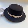 Hepburn style French woolen flat top top hat female autumn and winter British celebrity retro versatile face small fashion felt hat
