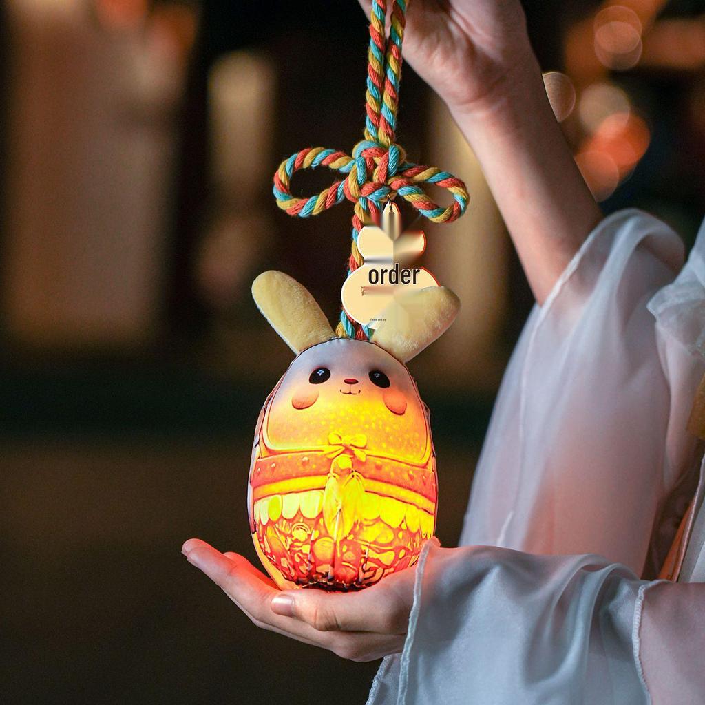 Светящийся фонарь-кролик на праздник середины осени 2025: Сделанное вручную тканевое светящееся подвесное украшение для детей