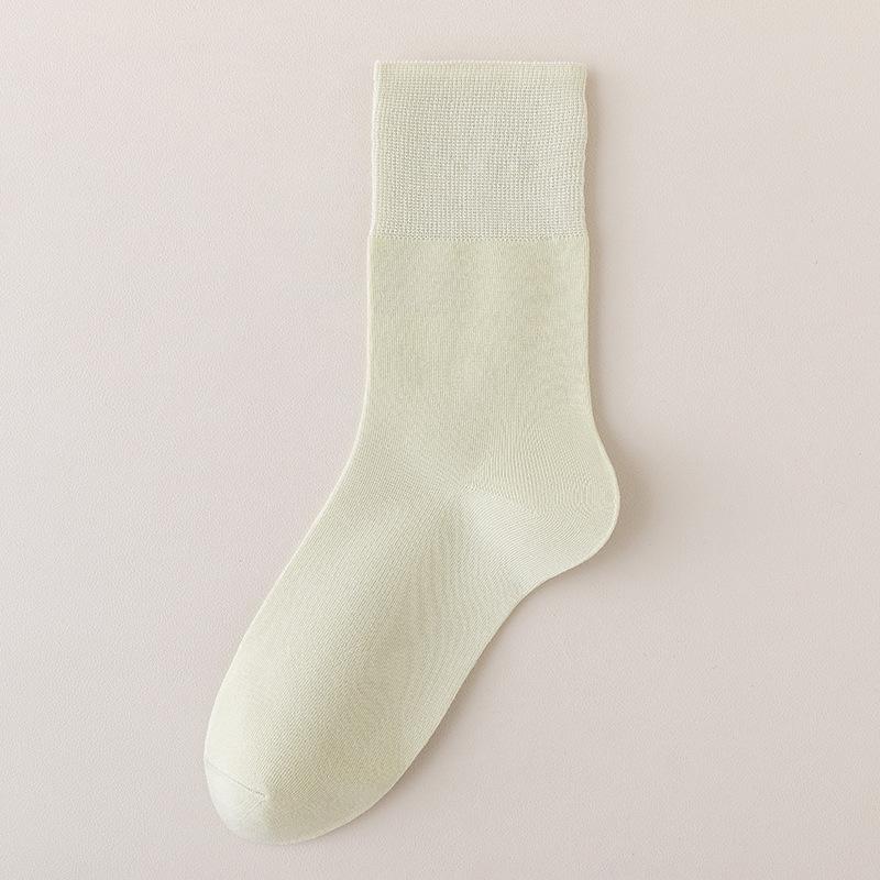 Женские хлопковые носки с антипиллингом: Однотонный, средней длины, впитывающий пот, дезодорирующий, без косточек, свободного кроя, для весны и осени.