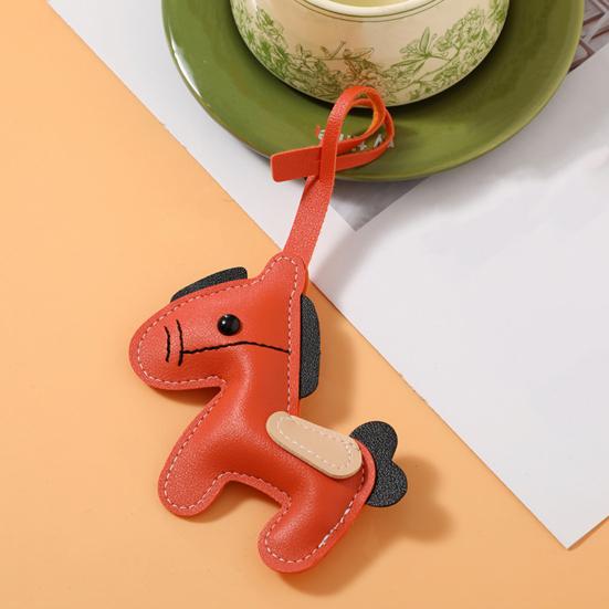 Брелок Яркий цвет Искусственная кожа Дизайн лошади Брелок с ремешком Рюкзаки Ключи от машины Сумки Аксессуар для сумки