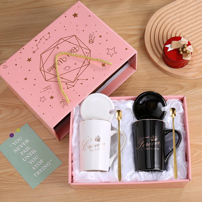 Elegant Golden Ceramic Coffee Mug Set, 400ml His and Hers Cups with Lids for Wedding Gifts Couples, Anniversary Present Idea