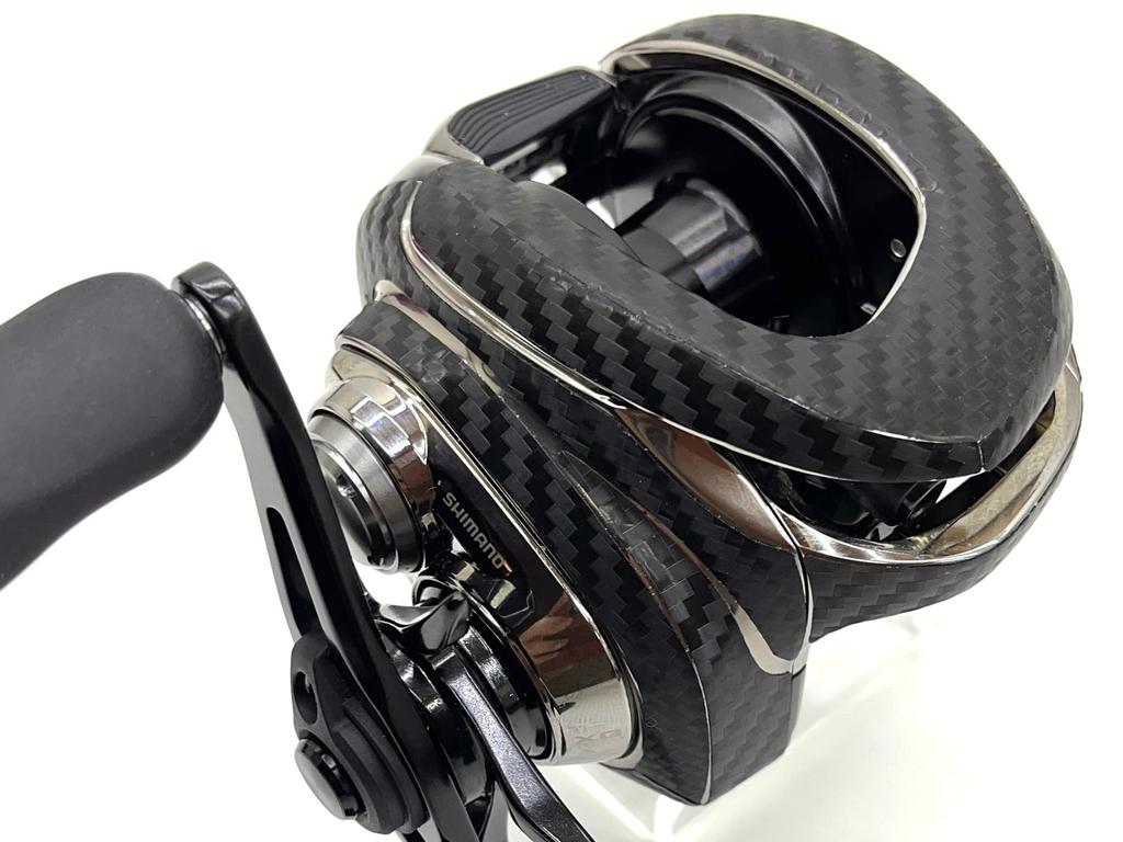 CUSTOM YOROI Пользовательская декаль для мультипликаторных катушек 21 Antares DC и 22 Exsence DC SEAT.JP (Черный, для правой руки)