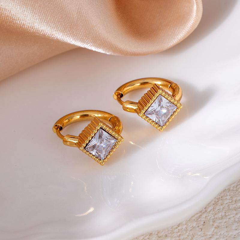 Высококачественные серьги-звезды из нержавеющей стали с винтажными изумрудами и цирконами