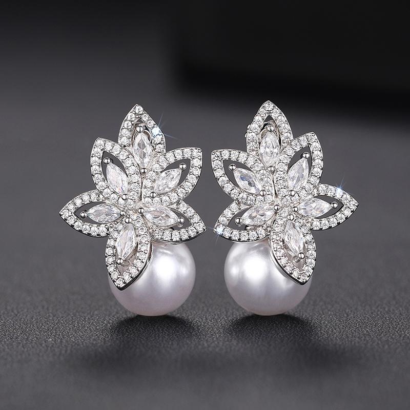 Huitan Gorgeous Drop Earrings with Imitation Pearl Noble Flower Cubic Zirconia Shiny Accessories Charms Elegant Wedding Jewelry
