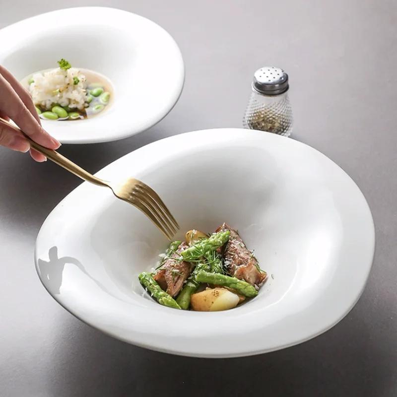 Белая керамическая посуда Большая суповая тарелка Обеденные тарелки Десертная тарелка Тарелки для фруктов Салатник Тарелка для лапши Поднос для закусок Блюдо для дим-самов