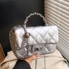 Корейская версия трендовой моды горячая распродажа Xiaoxiangfeng высокое чувство портативная маленькая квадратная сумка универсальный темперамент бриллиантовая цепочка сумка через плечо