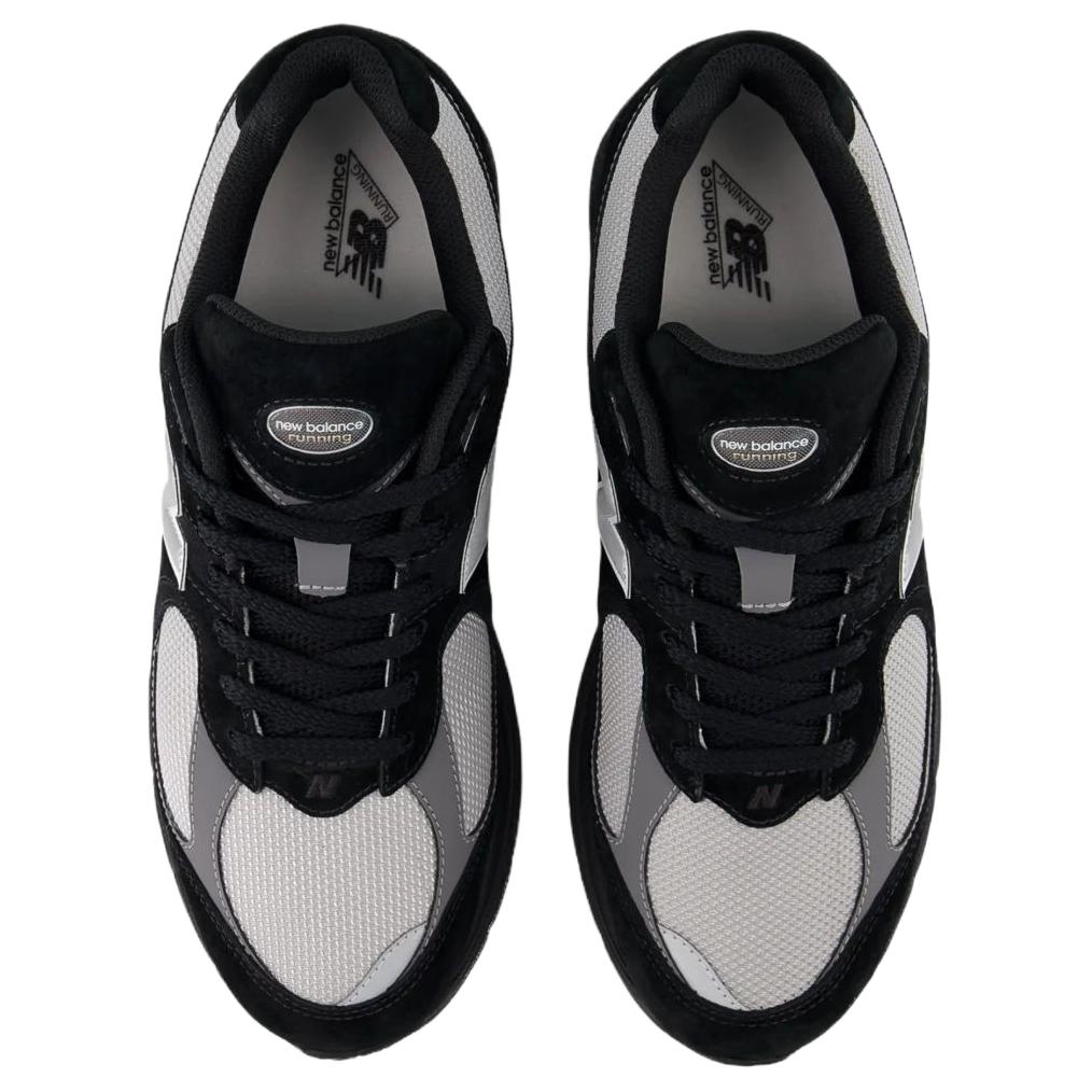 New Balance Мужские кроссовки 2002R Черно-серые U2002RQ